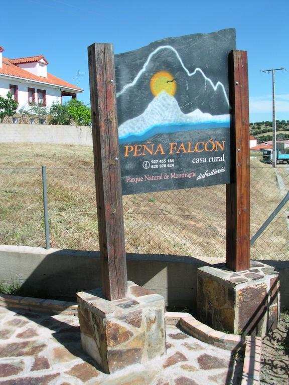 Torrejón el Rubio Casa Rural Pena Falcon المظهر الخارجي الصورة